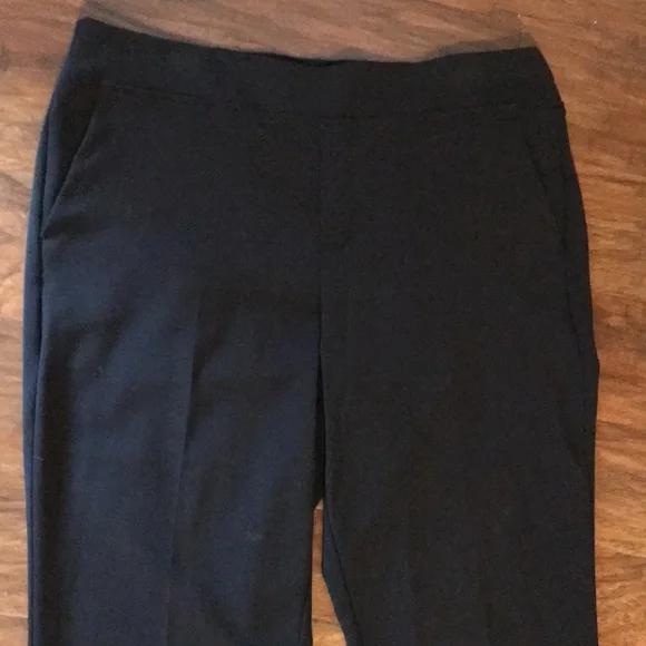 Time and True Women’s casual Pull-On pants color black size L (12-14) - Picture 4 of 16